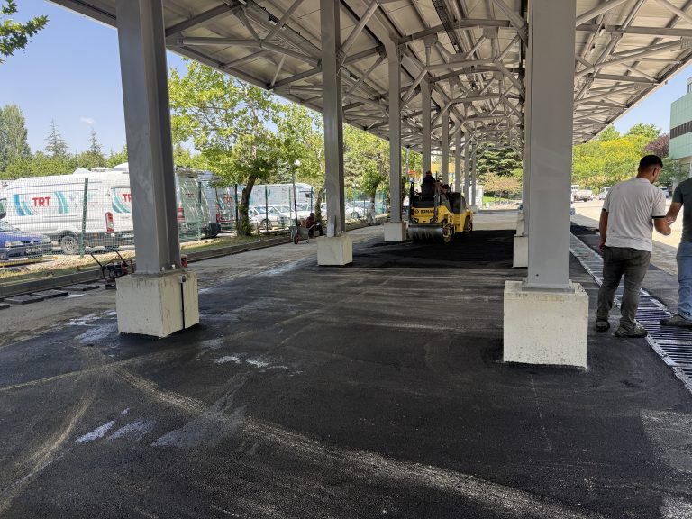 TRT ORAN OTOPARK ASFALT CALISMASI